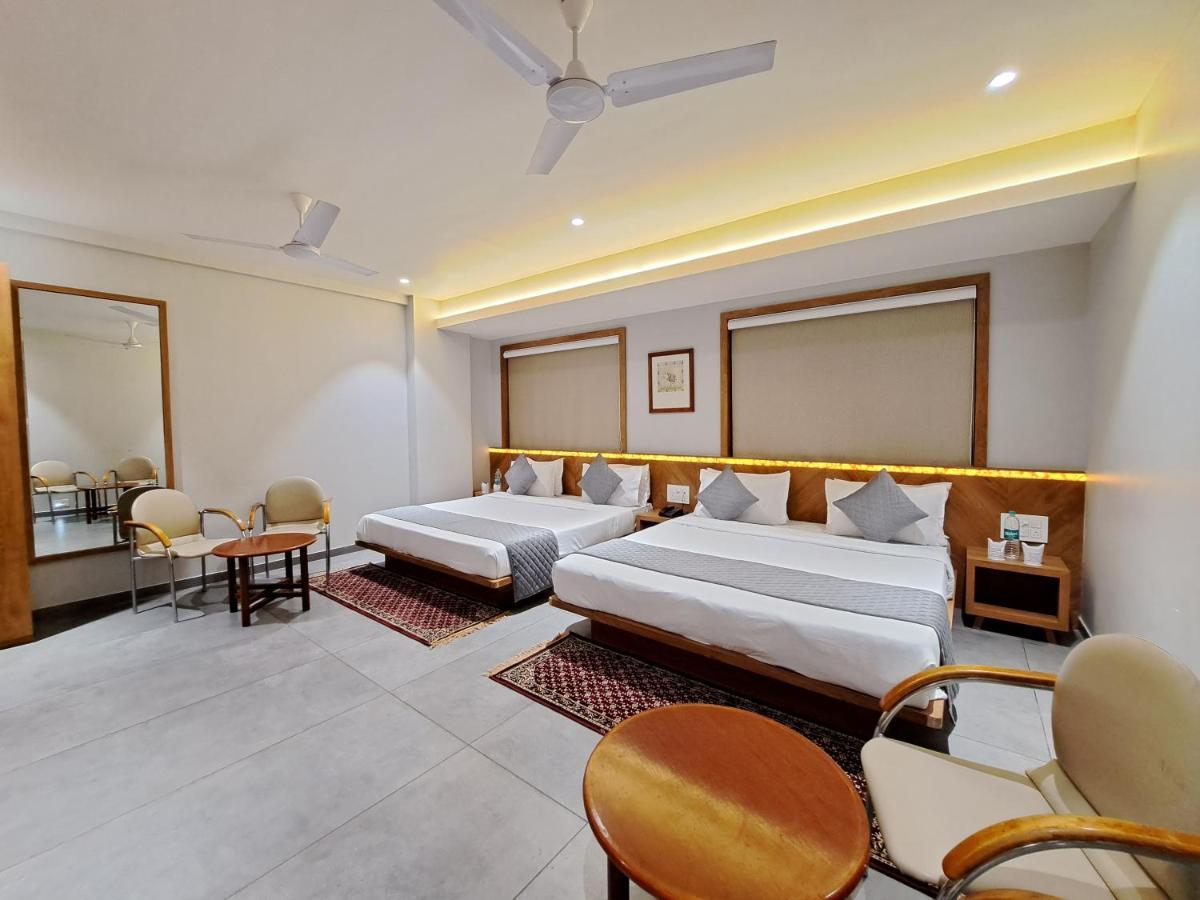 Hotel Om Somnath Room photo